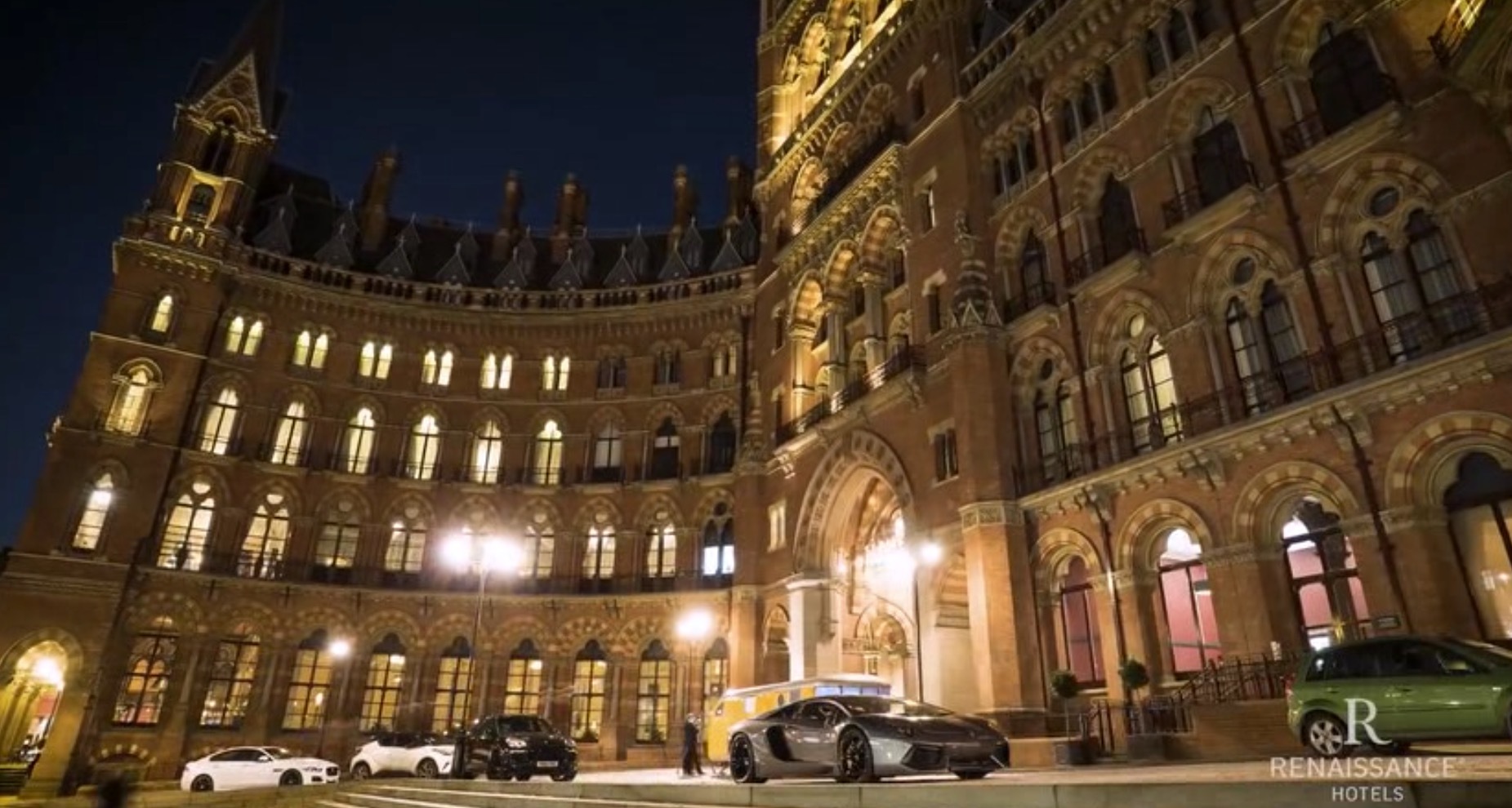 Bring The Best Of London To You With Renaissance Hotels