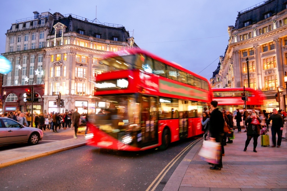 London Buses Now Tell You They're About To Move... While Moving