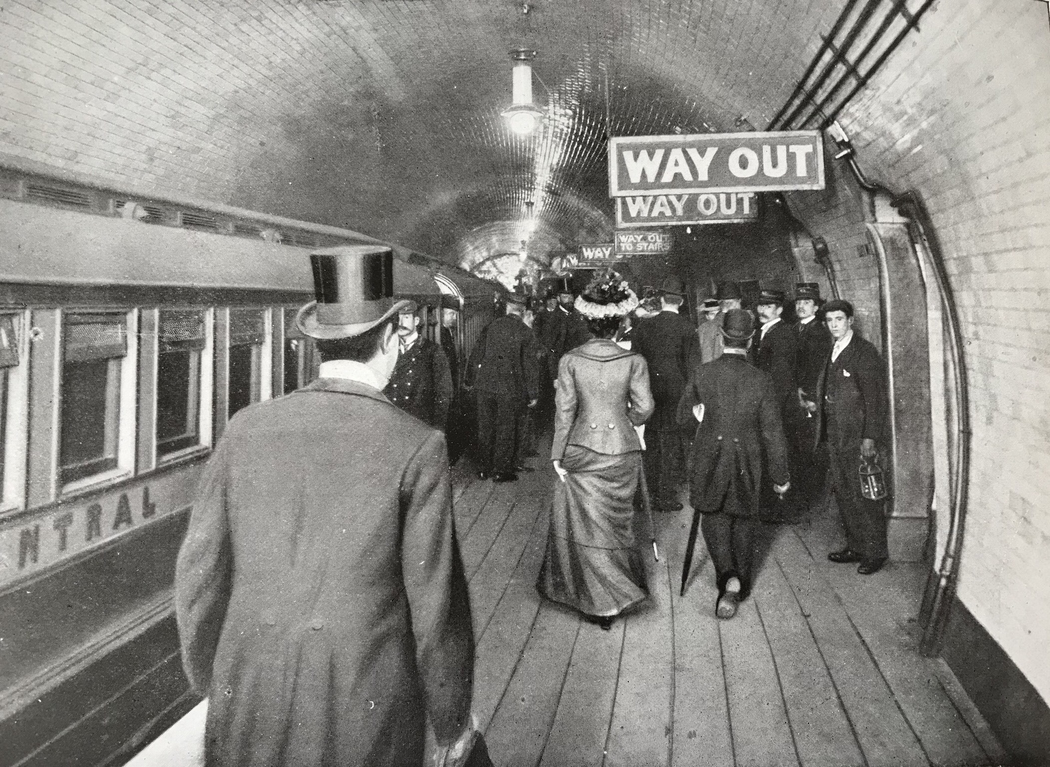 Quiz: Name These Stations From Ye Olde Photos