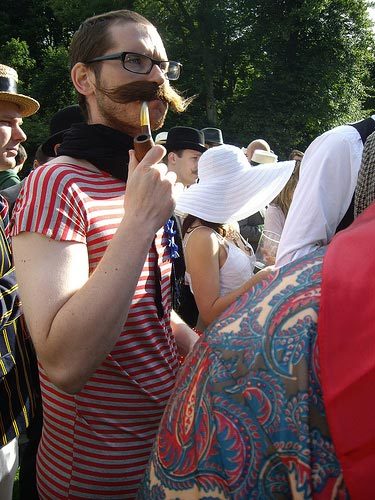 9484_moustache3.jpg