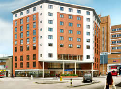 hotel.lon.jpg