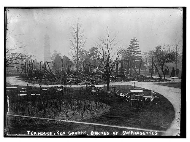 Suffragettes destroy the Tea House, Kew Gardens, 1913. 