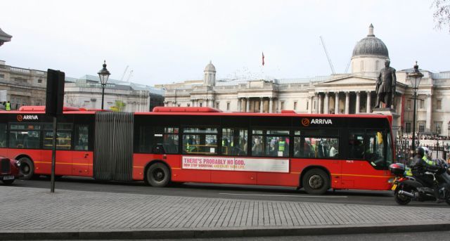 An atheist bus passing the Gaza demo in Trafalgar Square / image courtesy of Dissonancefalling 