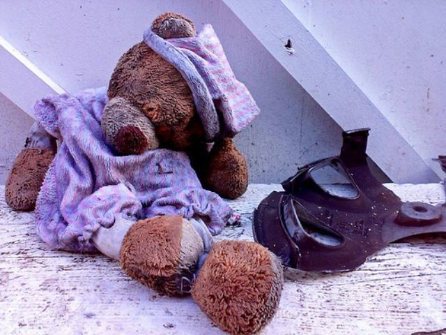 12127_teddyverysad.jpg