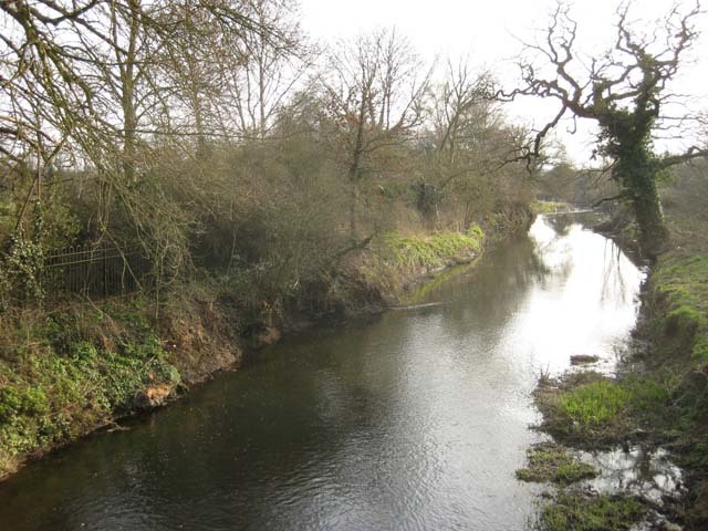 The River Roding flows parallel to the M11. The neighbouring lake is a modern creation, dug out to provide gravel for the motorway. 