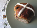 0904_hotcross.jpg
