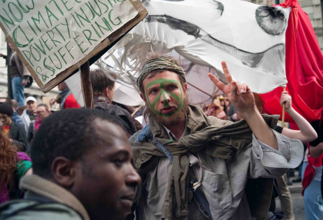 Peaceful protest at Bank / image by david.ermellino 