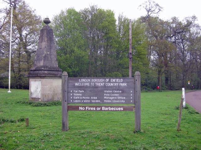 The entrance to Trent Park, just five minutes from Cockfosters. Here we found one of at least three obelisks on the Park. Someone's been reading too much Alan Moore. 