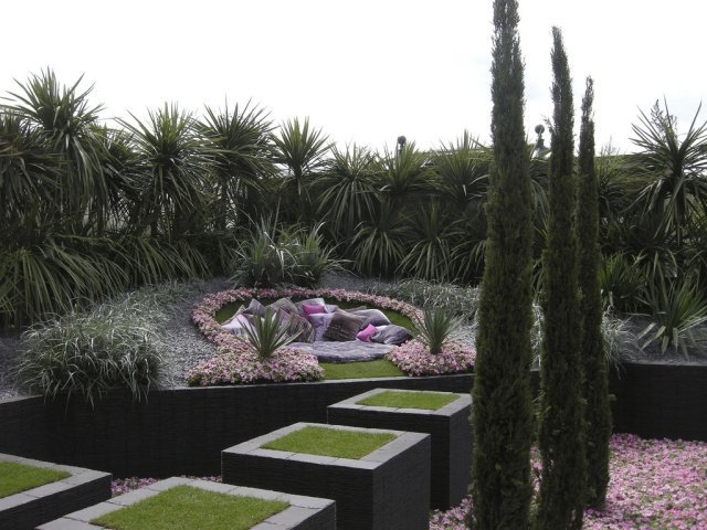 Quilted Velvet show garden 