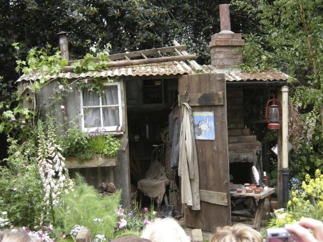 Fenland Alchemist courtyard garden 