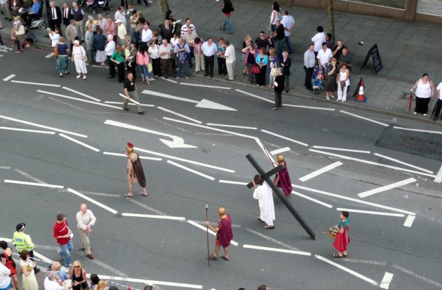13595_italian-parade2.jpg