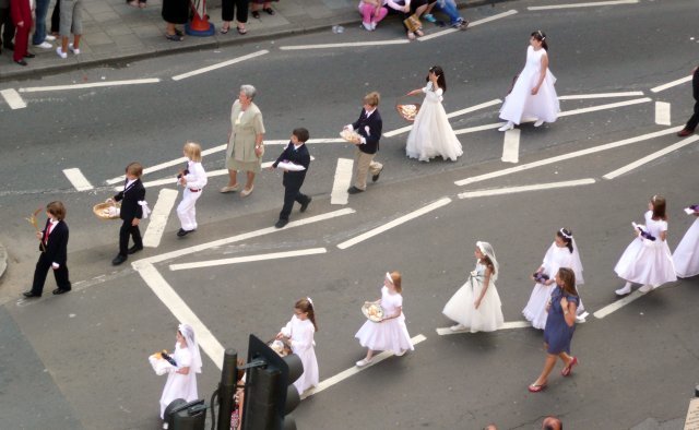 13595_italian-parade4.jpg