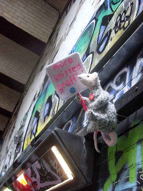 Homage to Banksy - Photo by zefrog via the Londonist Flickr pool 