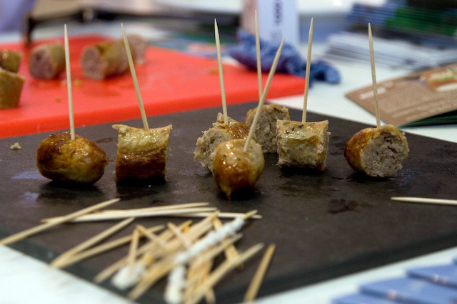 14283_sourced_sausages.jpg