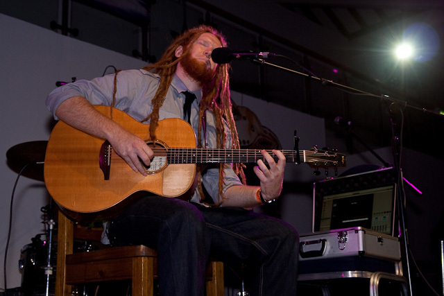 Newton Faulkner 