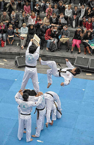 Flying kick (Mike King) 