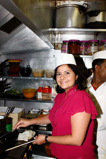 14601_curry_cook.jpg