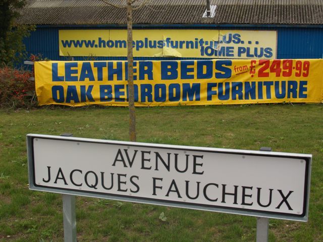 Avenue Jacques Faucheux, formerly Romney Marsh Road, named after the former mayor of Ashfordâ€™s French twin town Fougeres.
 