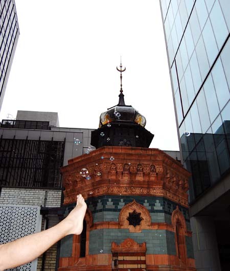 A naked bubble framed foot at the former Turkish Bathhouse, St Botolphs Churchyard Team Londonistas