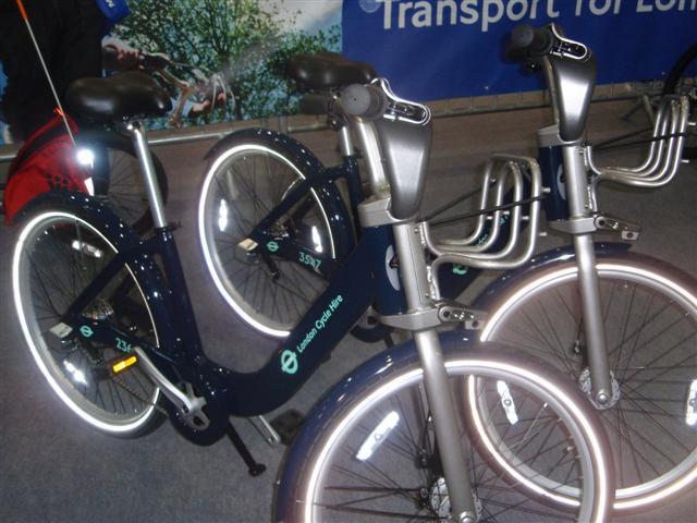 If the lights are a bit feeble, there's also a heap of reflective trim to boost visibility.