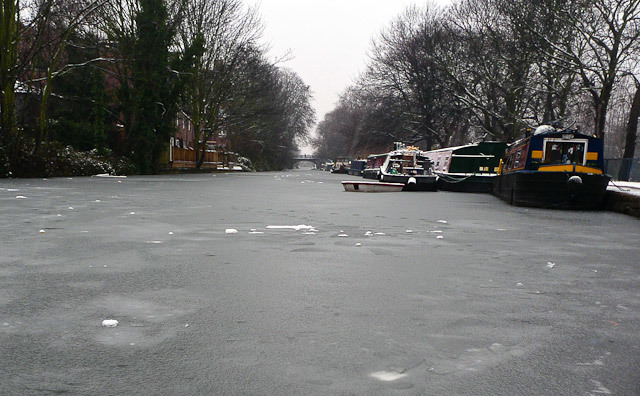 Frozen Regent's Canal DeanN