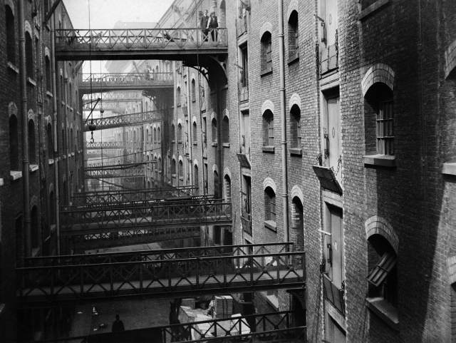 15976_ehshadthames.jpg
