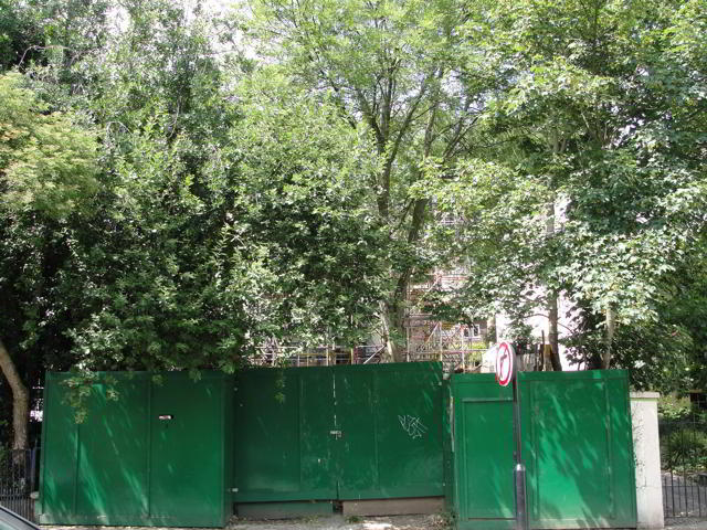 "It was literally falling down... He was shocked and upset that anyone would let such a wonderful building get into such a state of disrepair. He had experienced a similar feeling only last week, looking at a recent photograph of Brigitte Bardot." p.82  

The inspiration for the gods' house was 9 Downshire Hill in Hampstead, overgrown and sticking out in this incredibly posh street. It gained noteriety after its owner, author Allan Chappelow, was murdered in 2006 (note: well after Phillips had placed her characters there). The house is now being renovated by new owners - hence the hoardings.
