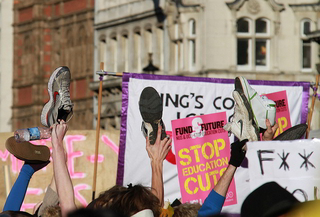 In Pictures: Student Protest Against Tuition Fees | Londonist
