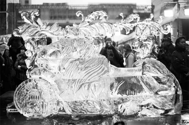 ice-sculpting-canary-wharf-9.jpg