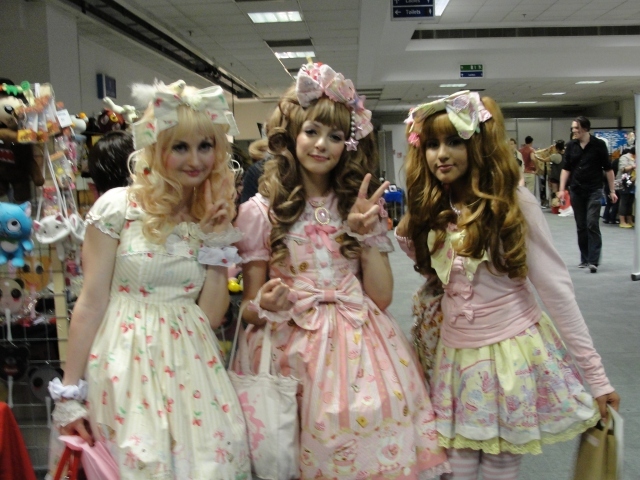 Cosplay ladies