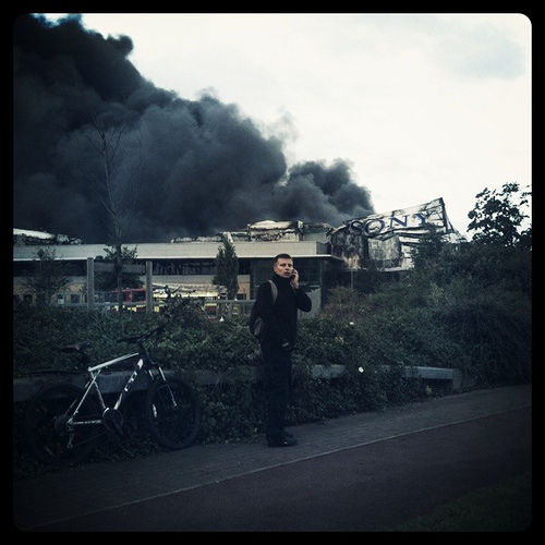 London Riots: Warehouse Fire Hits Indie Record Labels