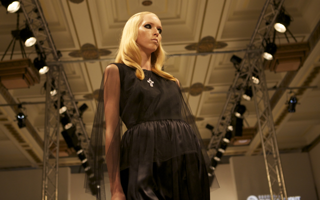 lfw-2011-jk01c.jpg