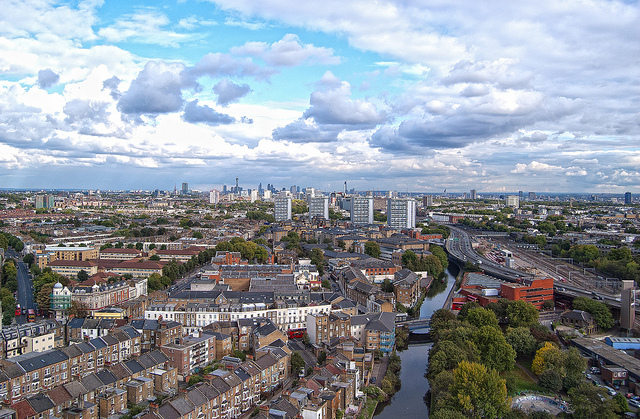 London from Trellick Tower by daveograve@