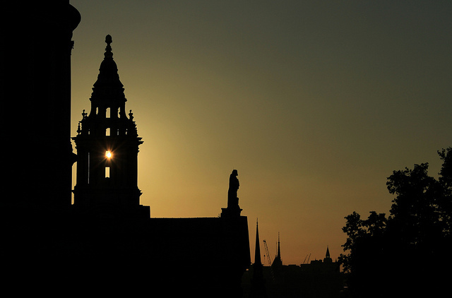 St Paul's in the early morning, by jtkmcc