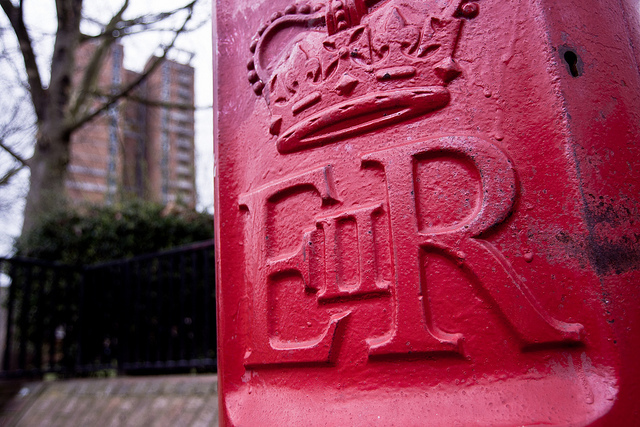 E II R, Columbia Rd E2 by teddave
