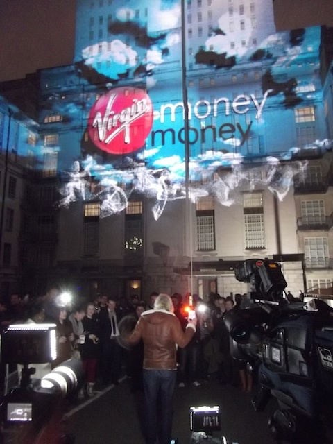 Virgin money senate house 3d projection Virgin money senate house 3d projection