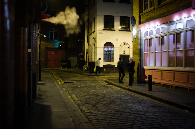 Time: 19:29, Location: Hoxton Square, Title: "Running Out of Steam"