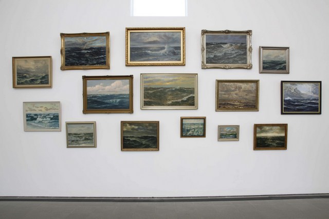 Installation view, Hans-Peter Feldmann, Serpentine Gallery. © 2012 Jerry Hardman-Jones.