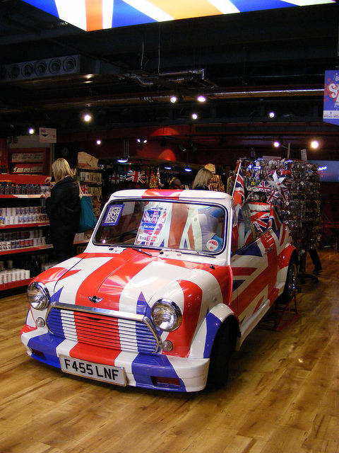 Car-based kitsch, by surreydweller 