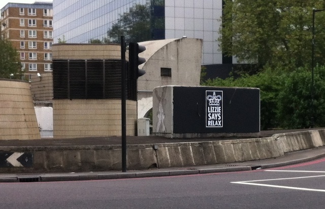 Lizzie says relax on Old Street roundabout. Photo by M@.