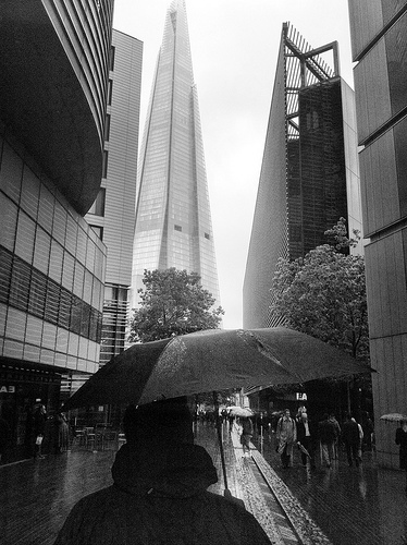 Shard and rain by Laurabot_