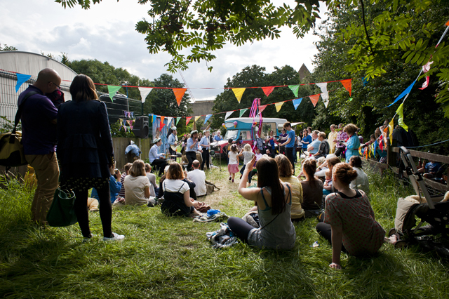 General view of the audience.