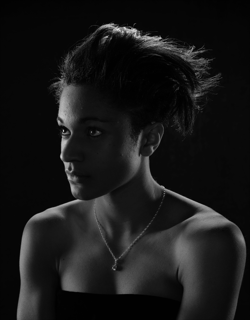 Jodie Williams, Photographed by Nadav Kander , London © Nadav Kander – National Portrait Gallery/BT Road to 2012 project