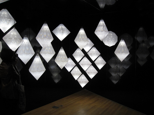 Amplify by Yves Behar, shimmering crystal-shaped lights