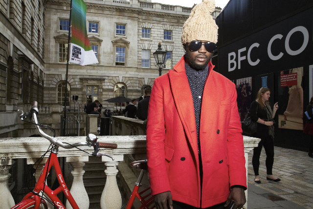 lfw_street_img_0037.jpg