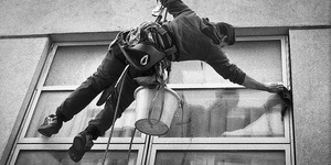 The Friday Photos: Cleaning Windows