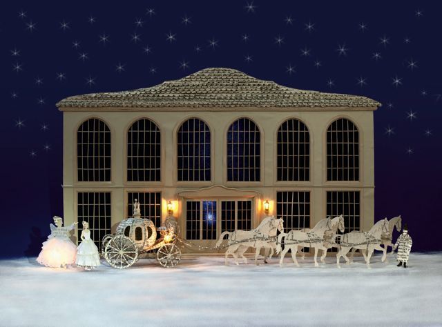 Su Blackwell, Grand Palace with Pumpkin Coach. Image courtesy Long &amp; Ryle