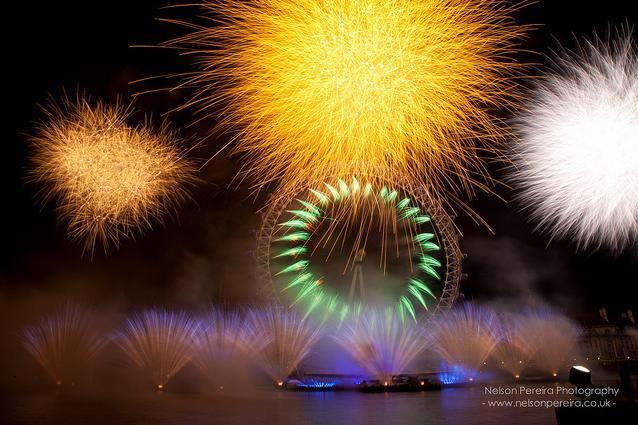 Fireworks on the Thames by Nelson Pereira