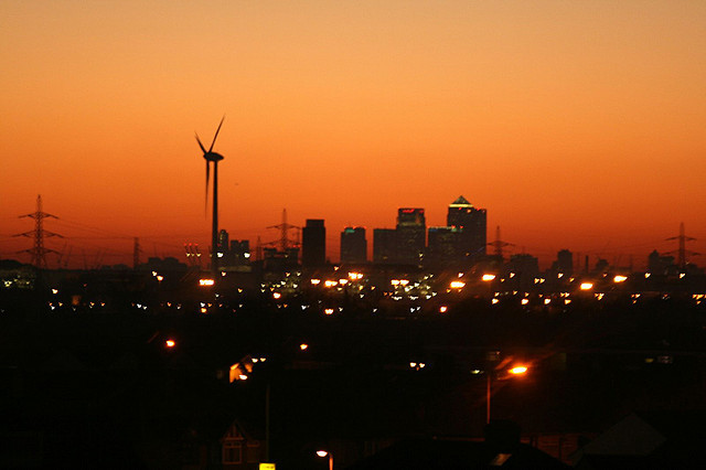 Looking towards Canary Wharf / photo by AppleDave
