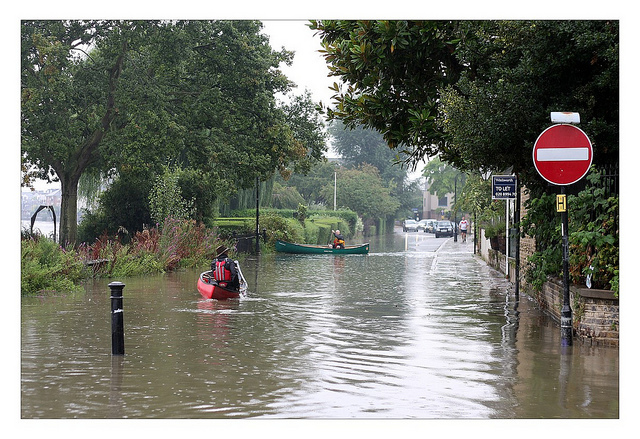 thamesflood_250813